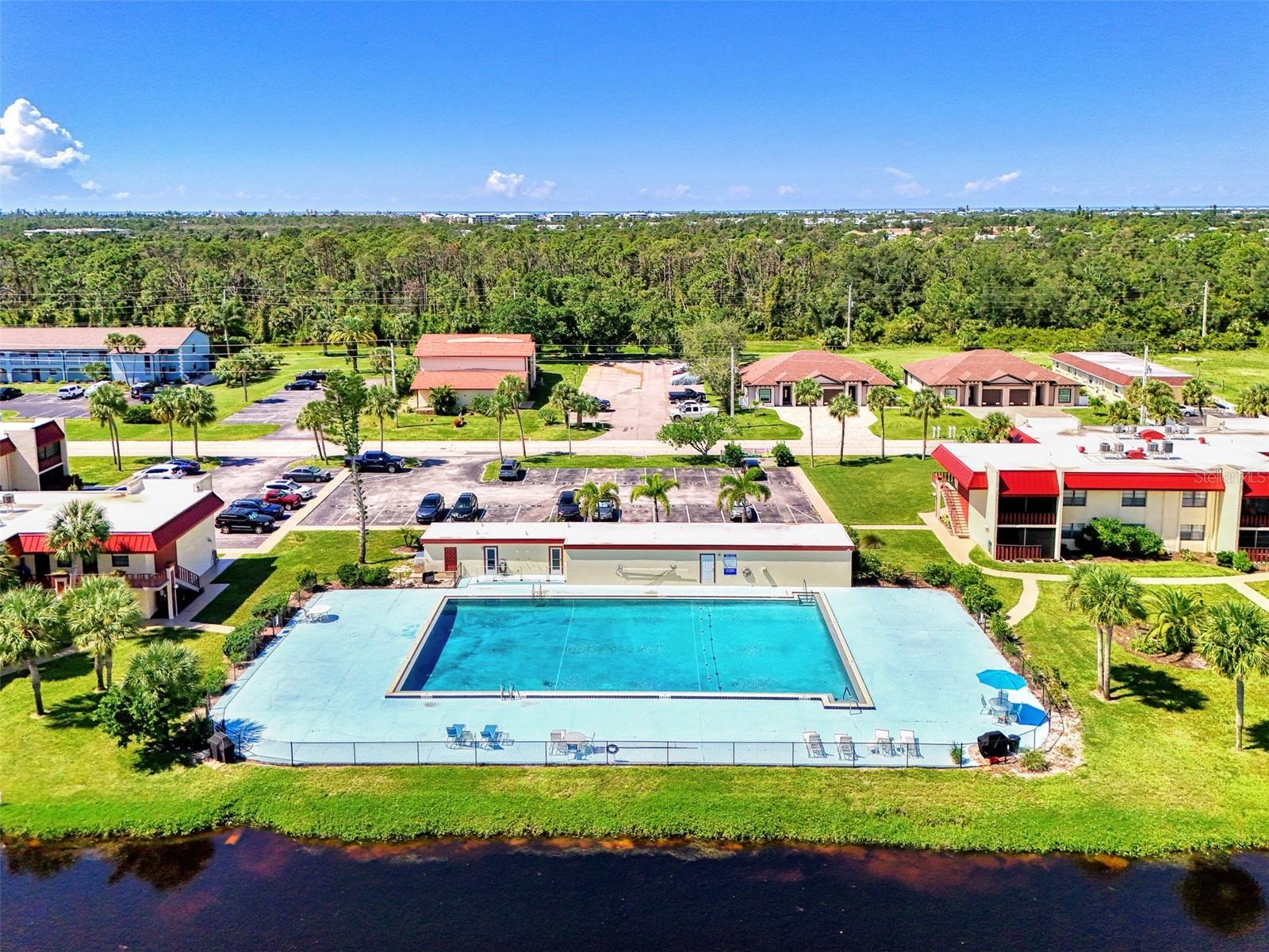 RIVERHOUSE - Residential