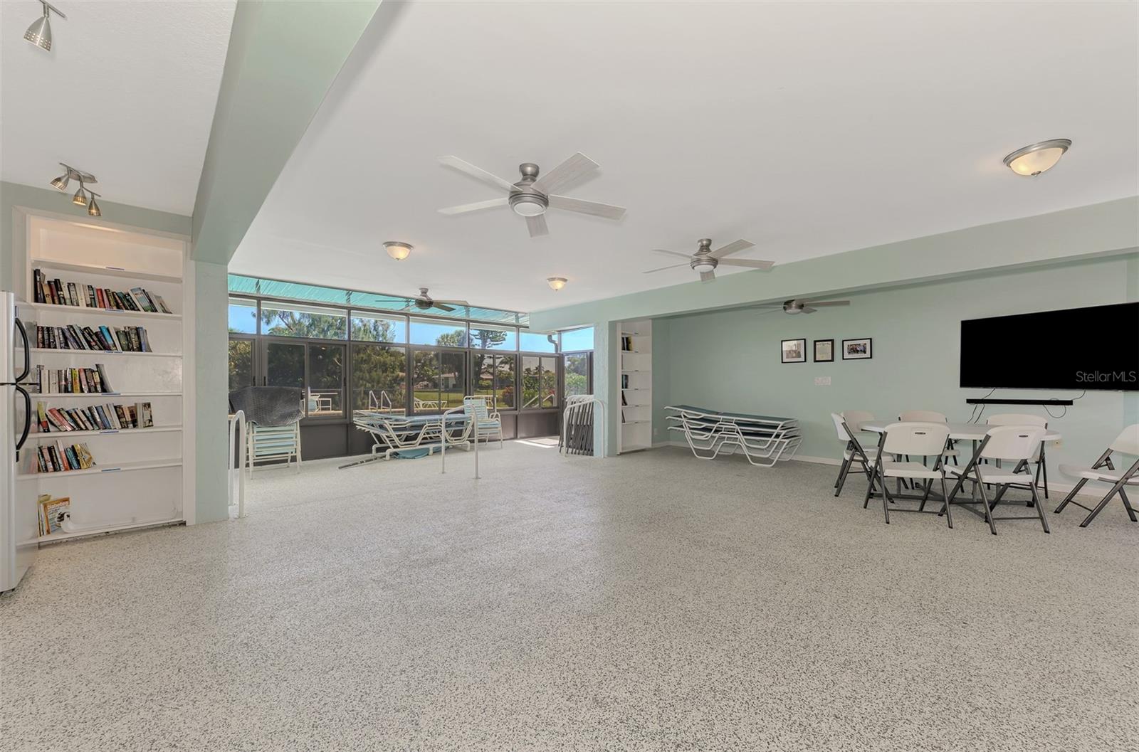 RIVERHOUSE - Residential