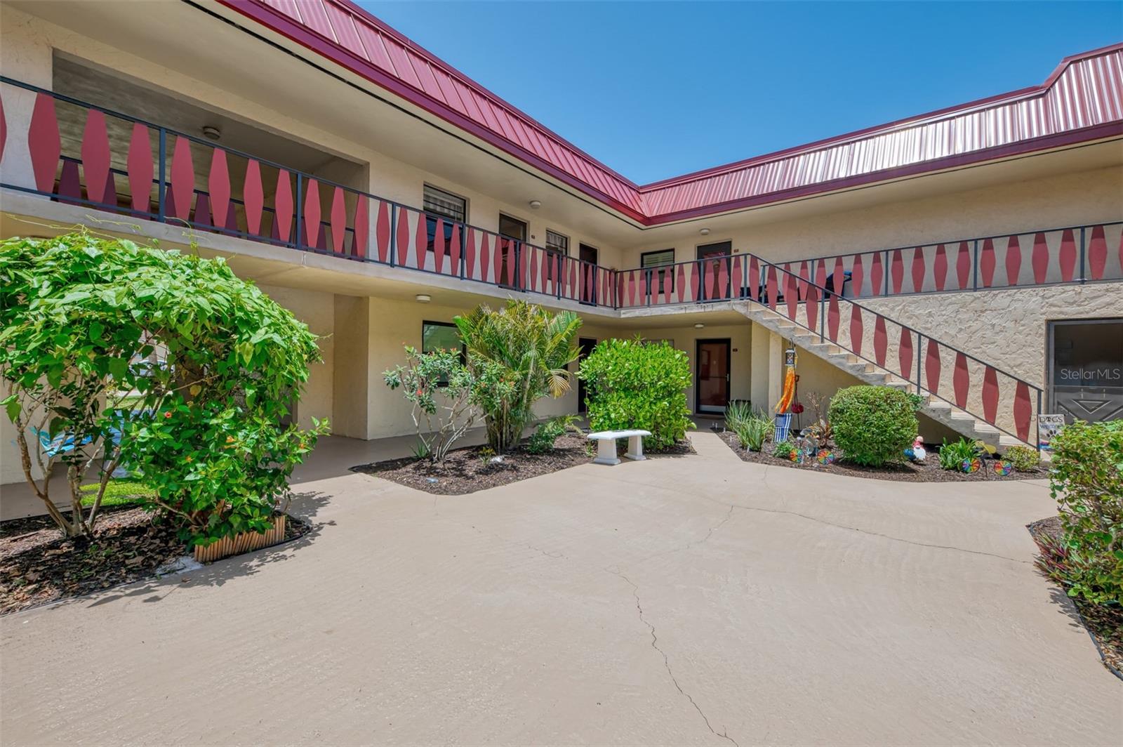 RIVERHOUSE - Residential