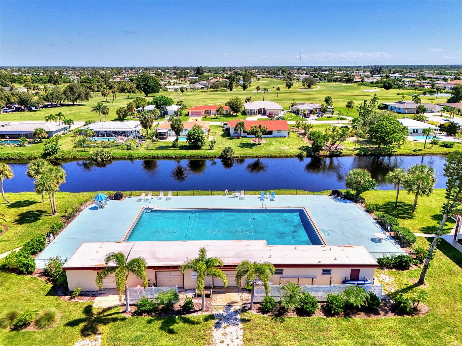 RIVERHOUSE - Residential