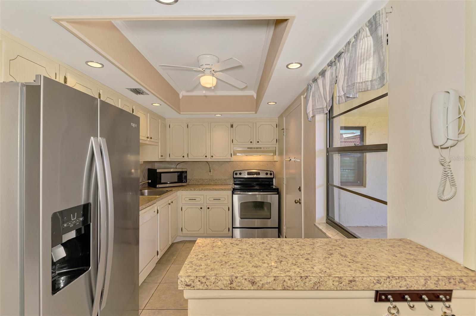 RIVERHOUSE - Residential