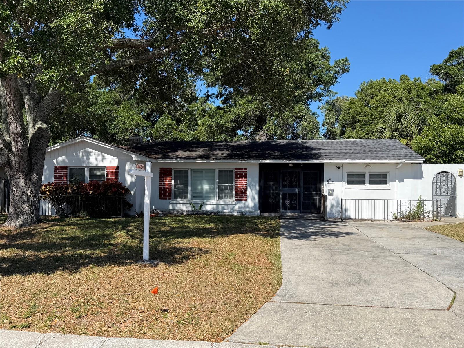 104 N ORION AVENUE