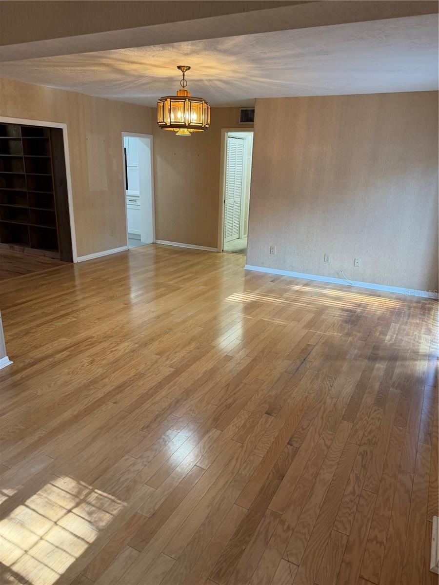 SKY CREST UNIT 5 - Residential