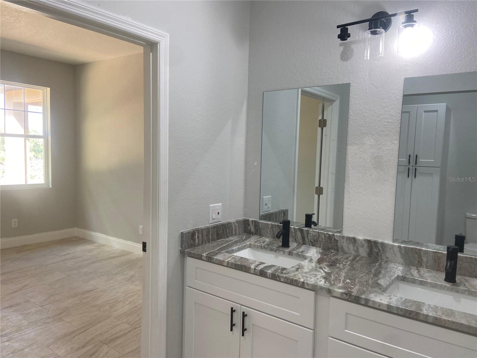 SEBRING COUNTRY ESTATE/SEB HILLS AREA - Residential