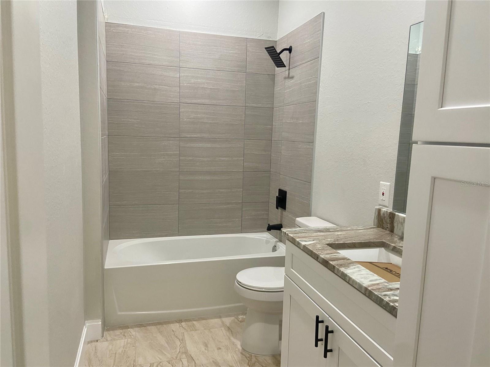 SEBRING COUNTRY ESTATE/SEB HILLS AREA - Residential