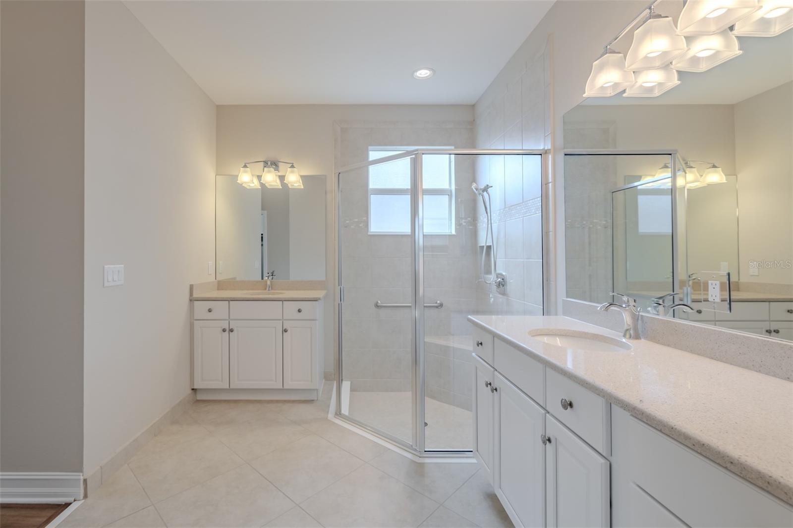 VALENCIA LAKES TR N - Residential