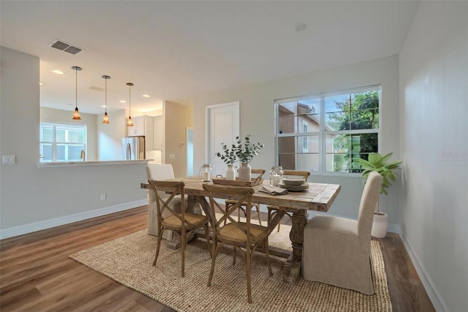 VALENCIA LAKES TR N - Residential