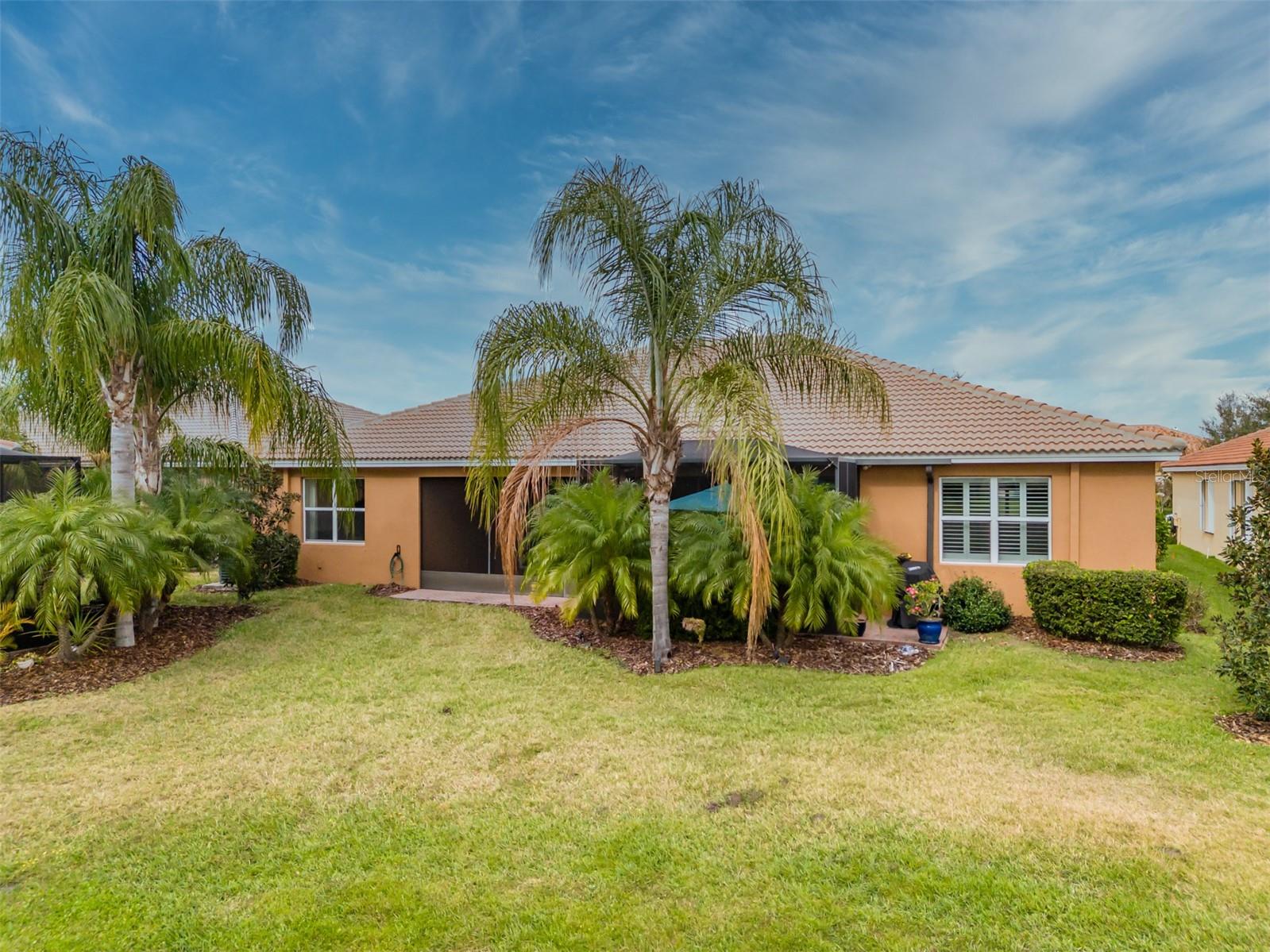 VALENCIA LAKES TR N - Residential