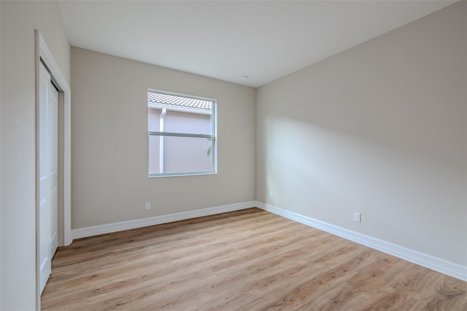 VALENCIA LAKES TR N - Residential