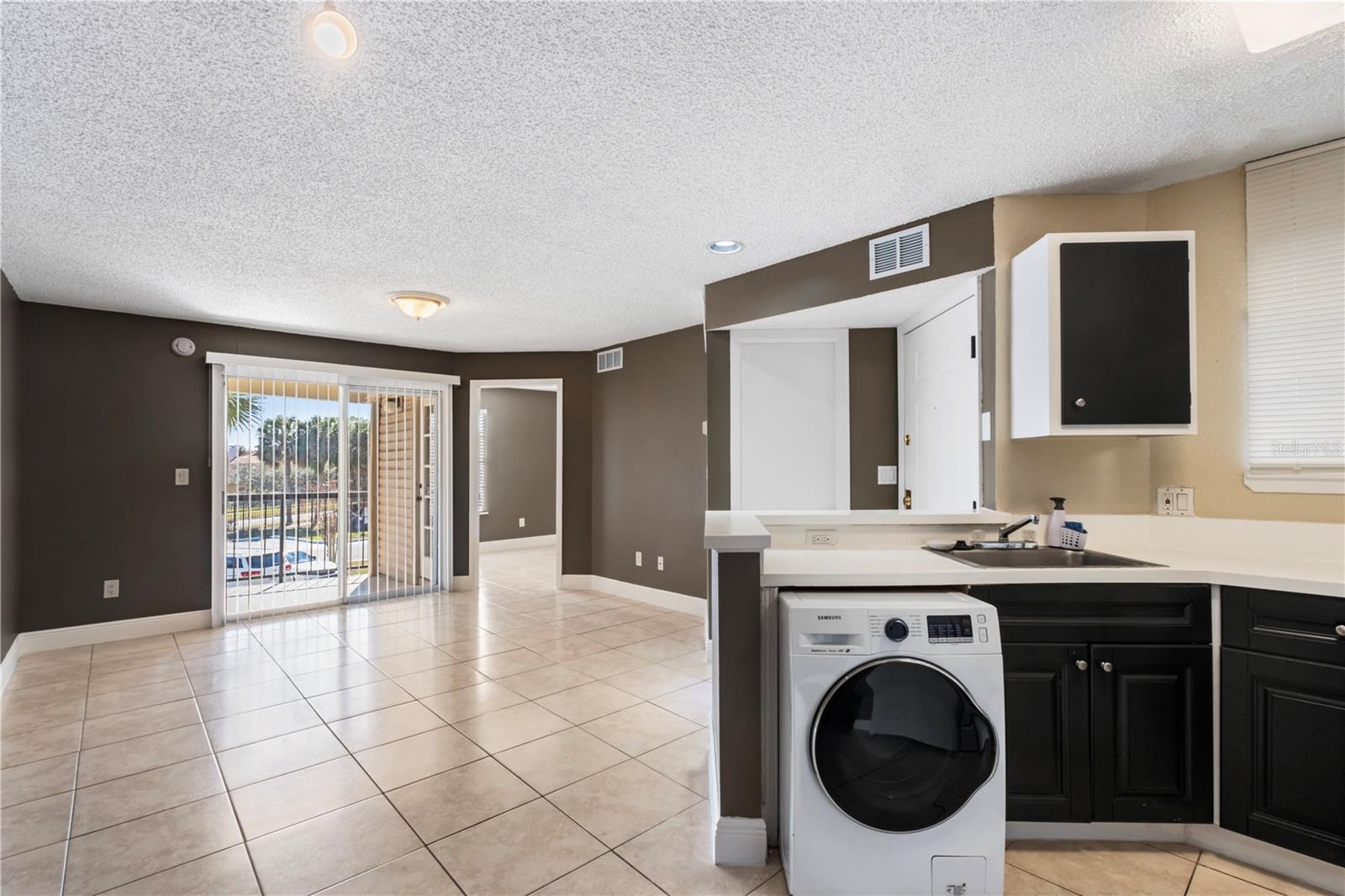 PLAZA AT MILLENIUM CONDO - Residential Lease