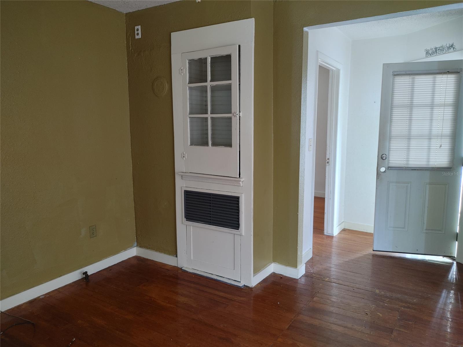 Coleman Ella E Daytona - Residential Income