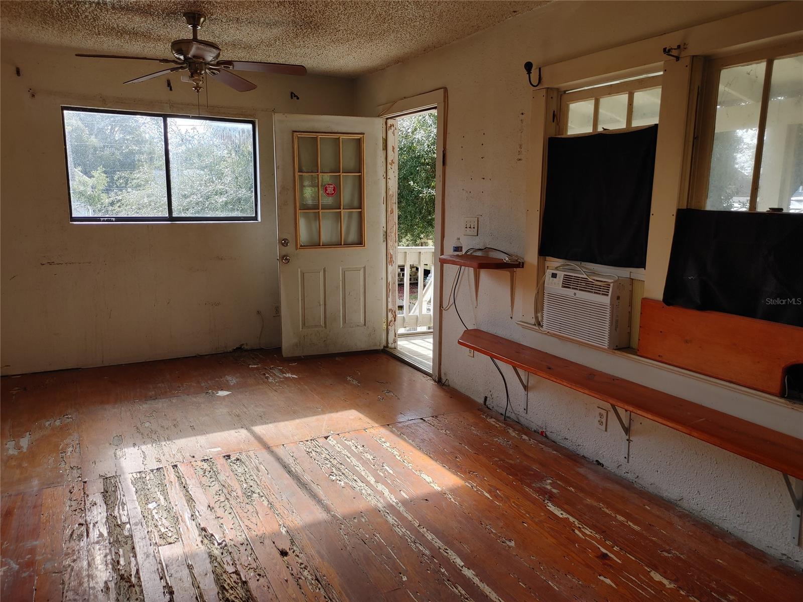 Coleman Ella E Daytona - Residential Income