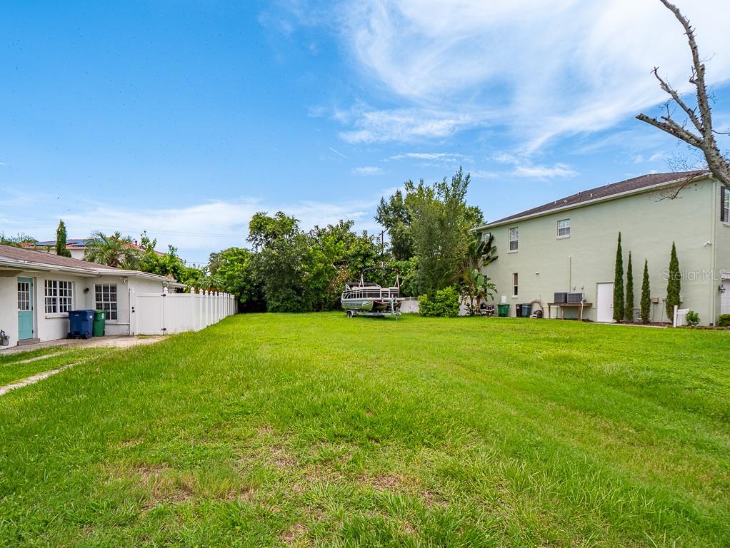 BYARS THOMPSON ADD DAVIS - Land