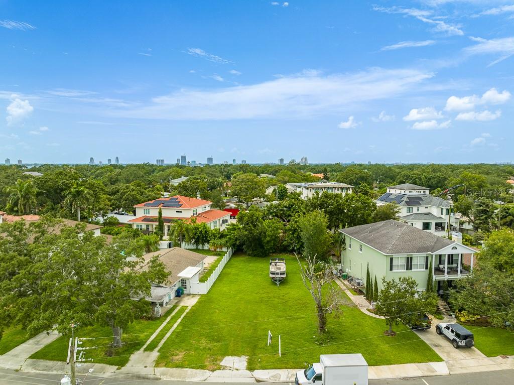 BYARS THOMPSON ADD DAVIS - Land