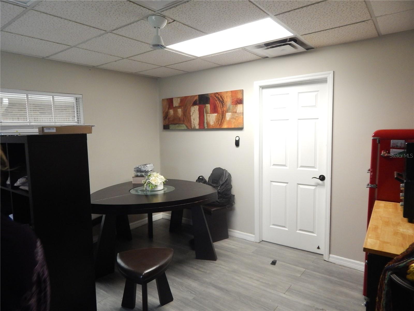 HERITAGE SQUARE CONDO 4 - Commercial Sale