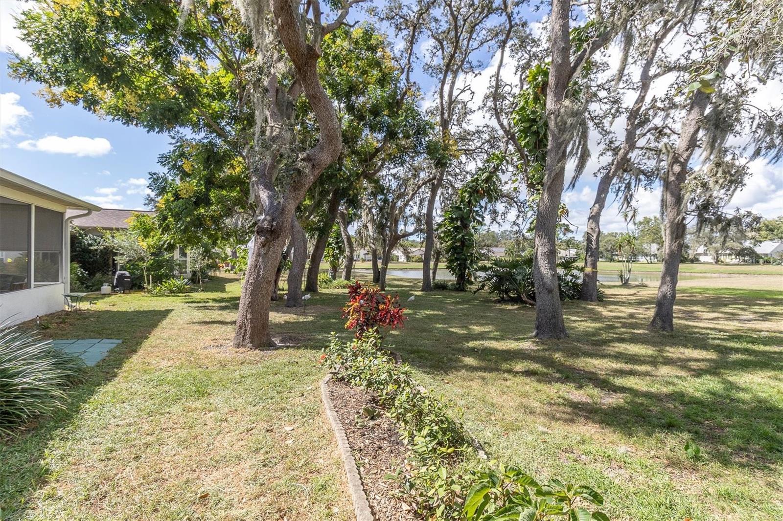 HERITAGE LAKE - Residential