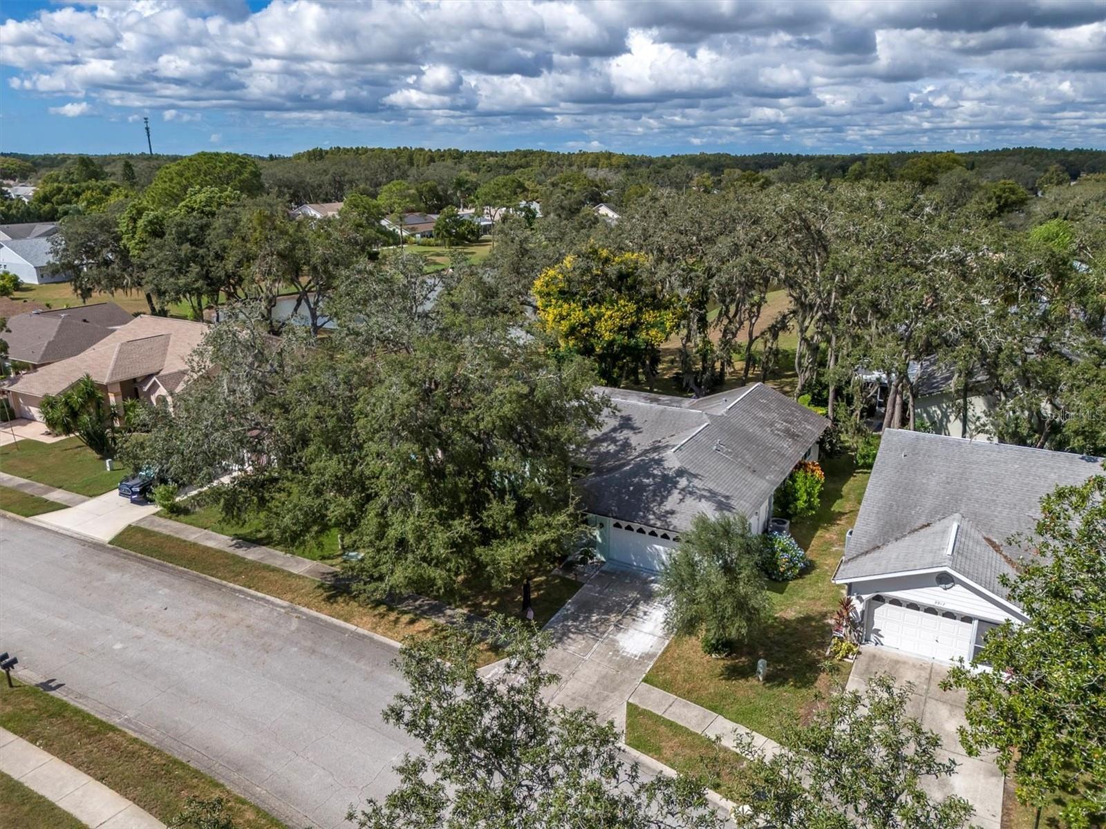 HERITAGE LAKE - Residential