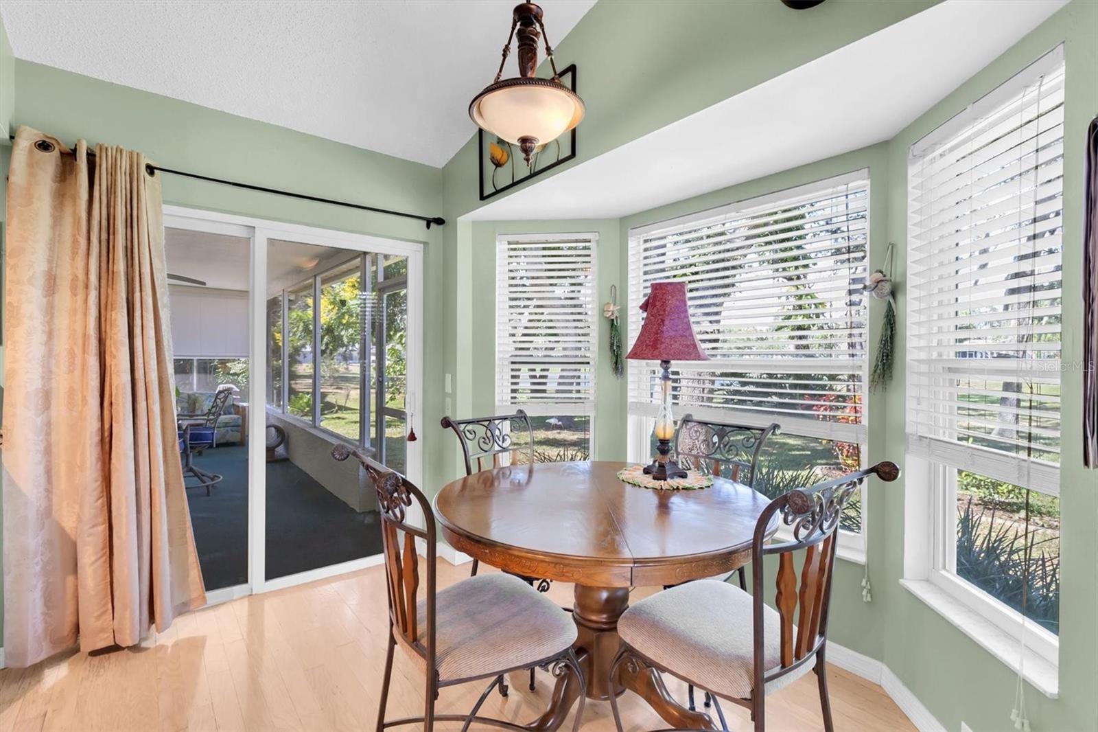 HERITAGE LAKE - Residential