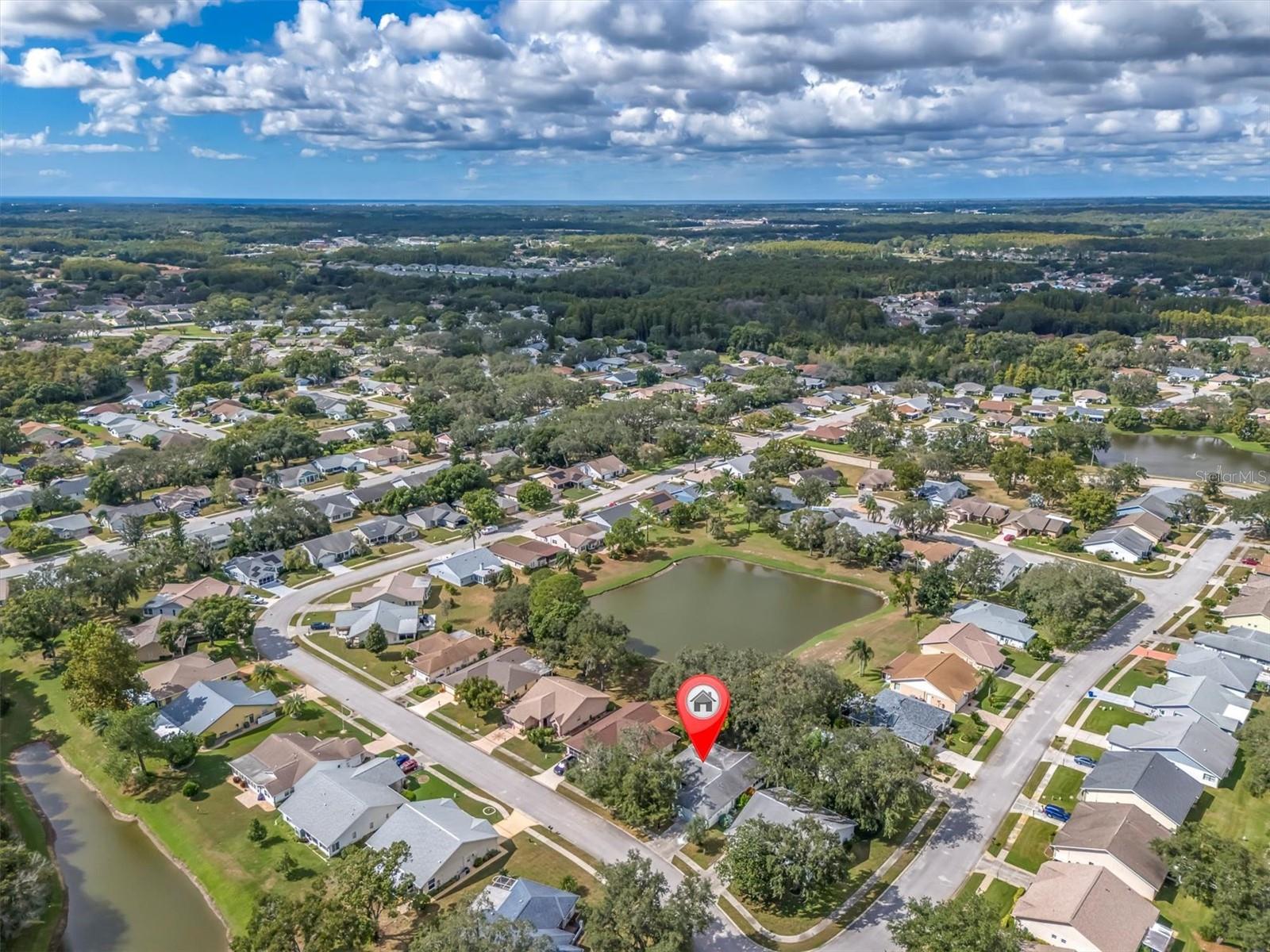 HERITAGE LAKE - Residential