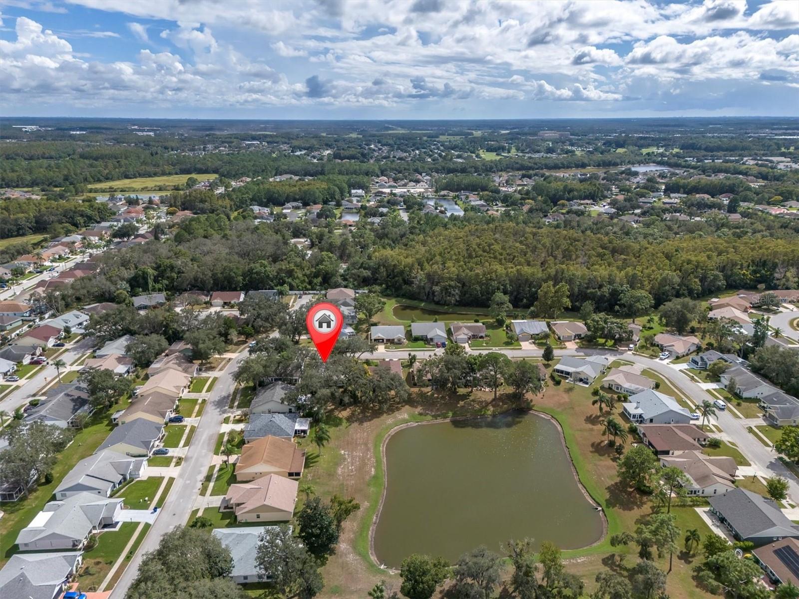 HERITAGE LAKE - Residential