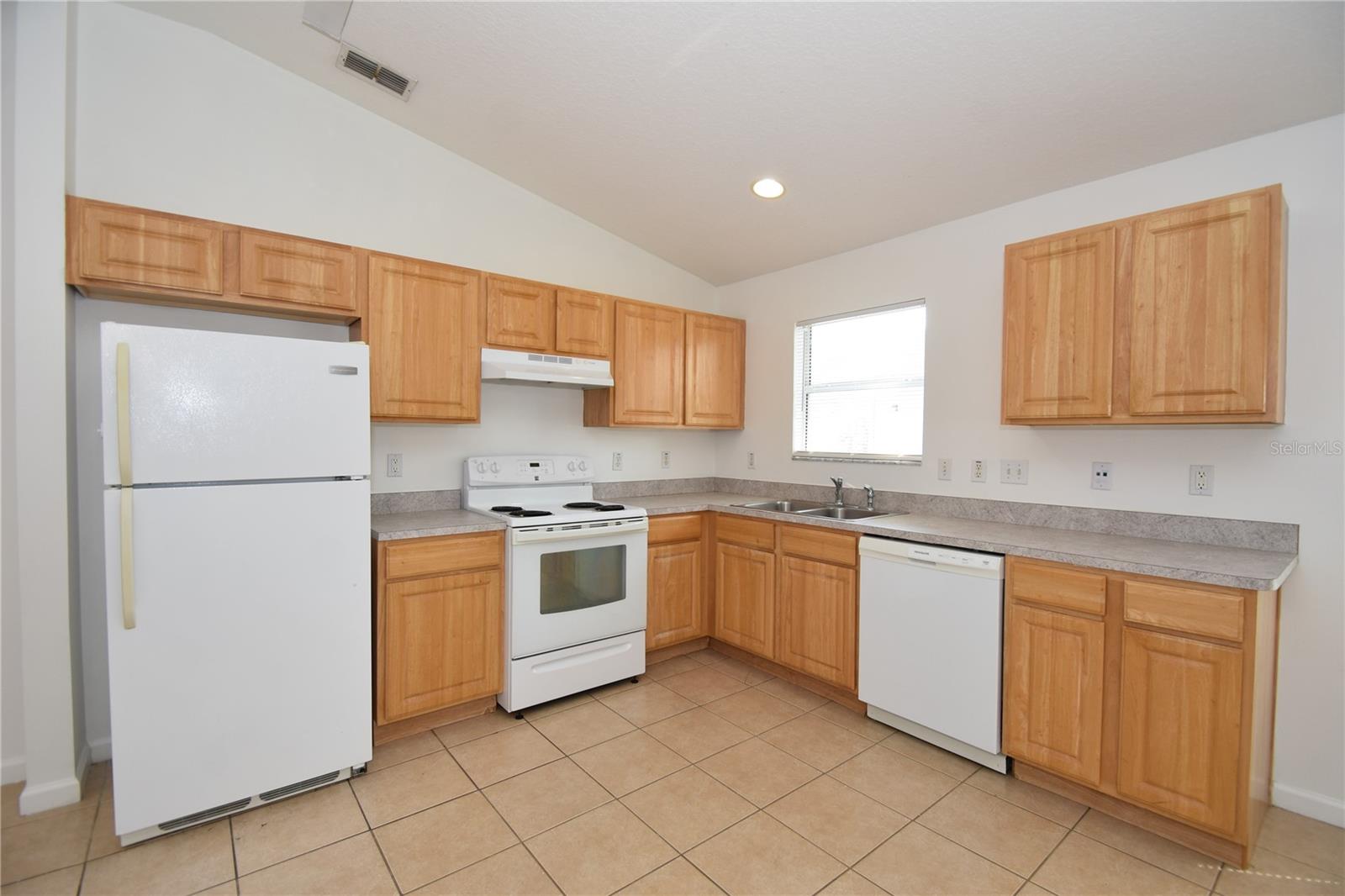 INDIAN TRAILS - Residential Income