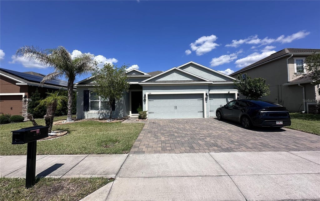 Photo of 226 Brunswick Drive, Davenport, FL 33837 (MLS # O6434978)