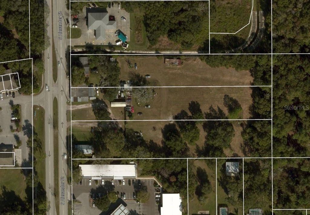 Photo of 1510 S Alexander Street, Plant City, FL 33563 (MLS # TB8468476)