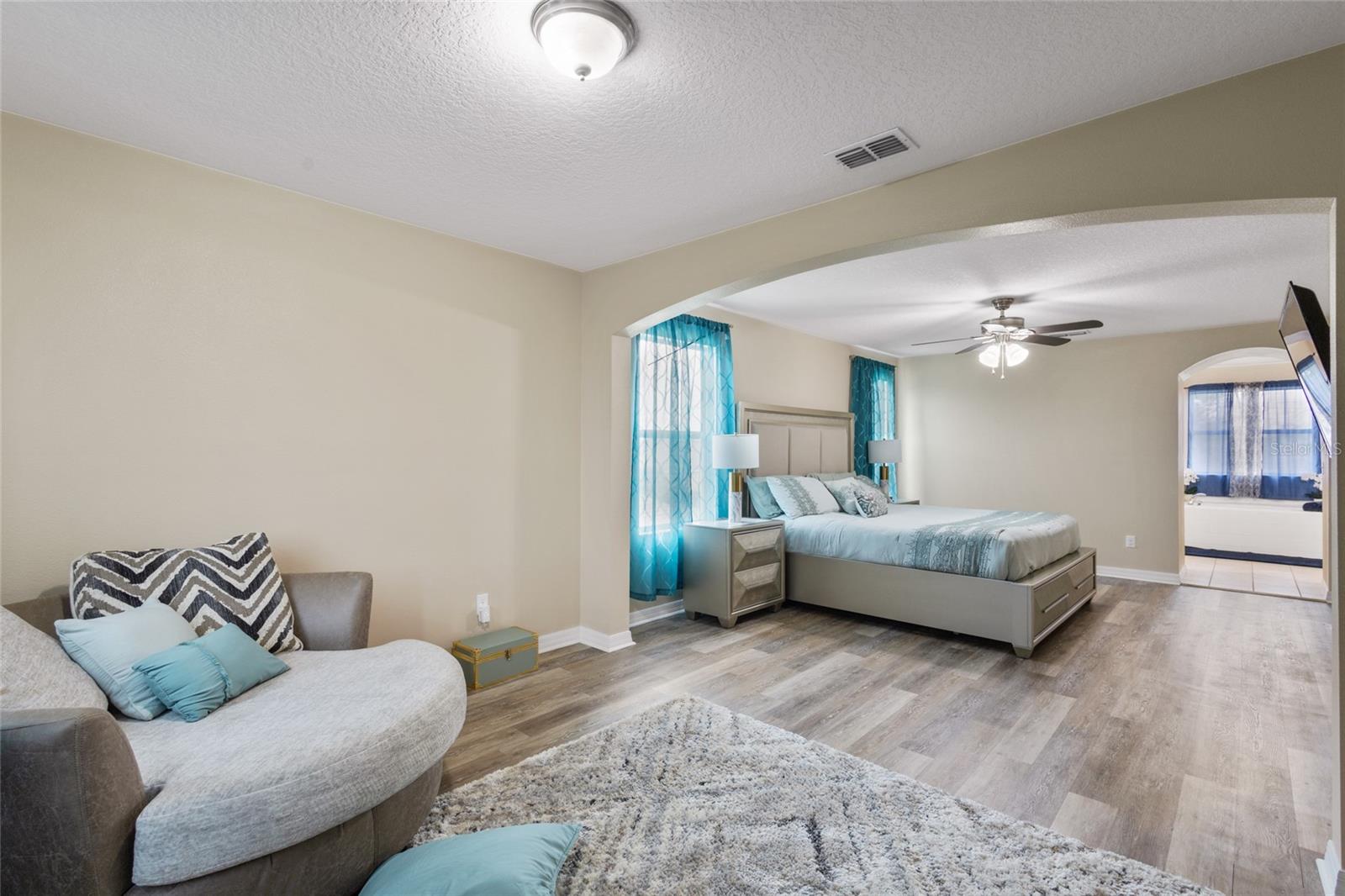 CAMPBELL COVE - Residential Lease