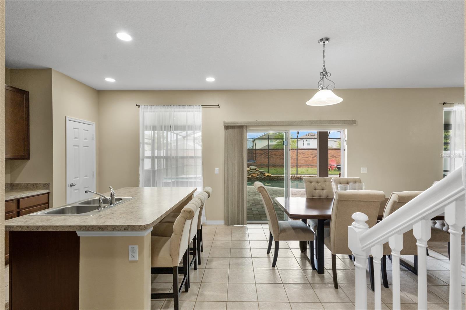 CAMPBELL COVE - Residential Lease