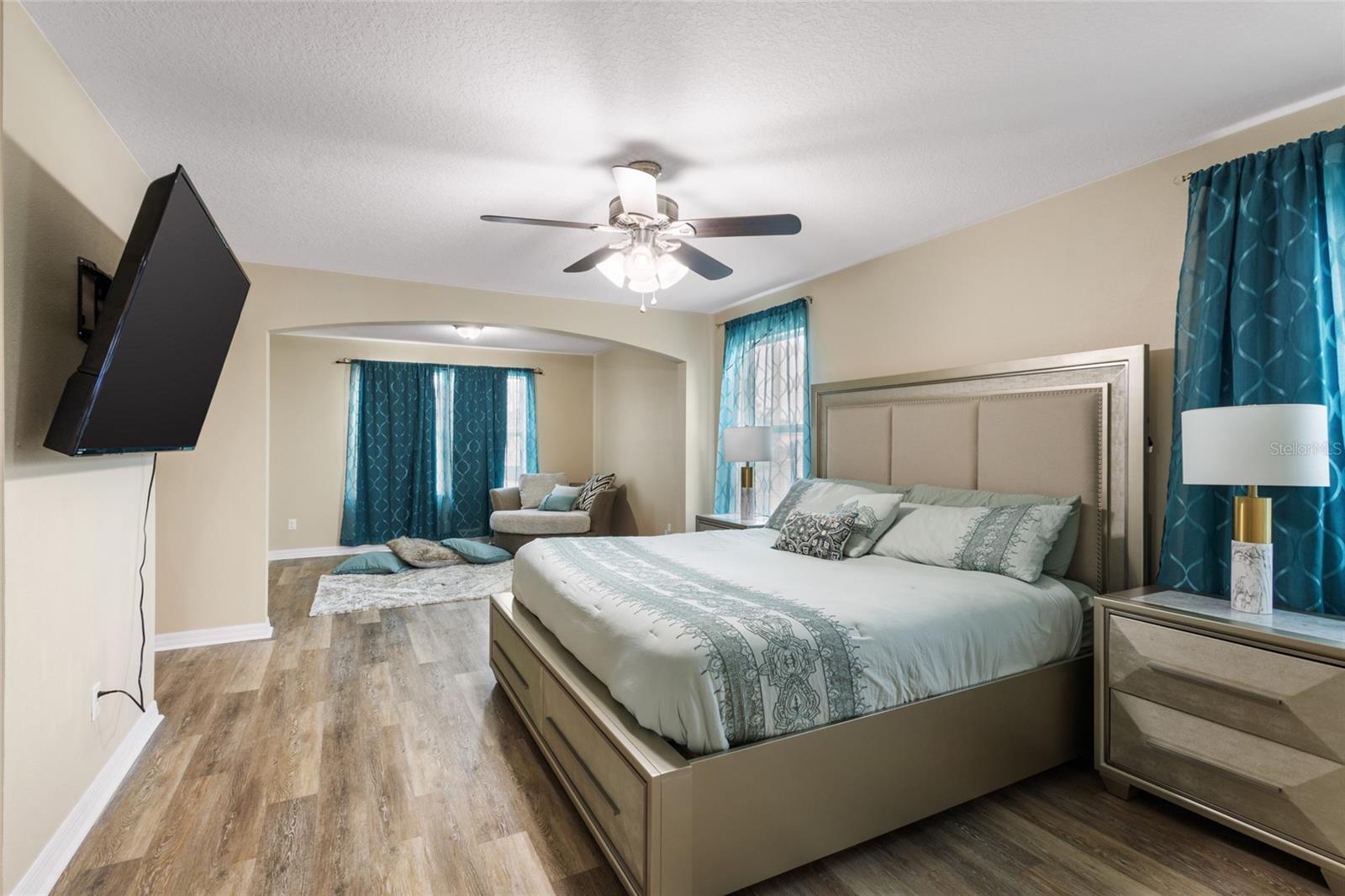 CAMPBELL COVE - Residential Lease