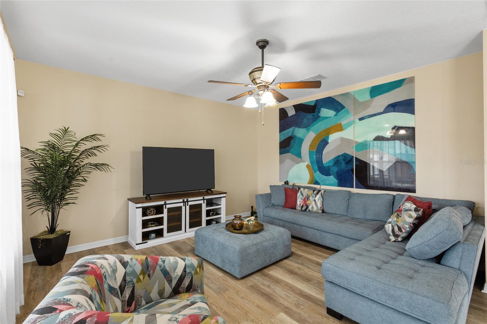 CAMPBELL COVE - Residential Lease