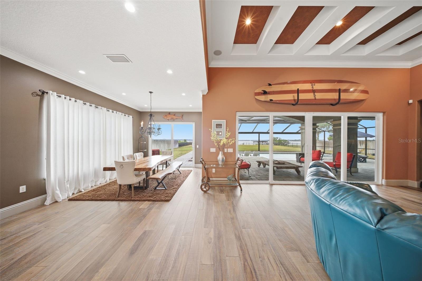 SHIRLEY SHORES - Residential