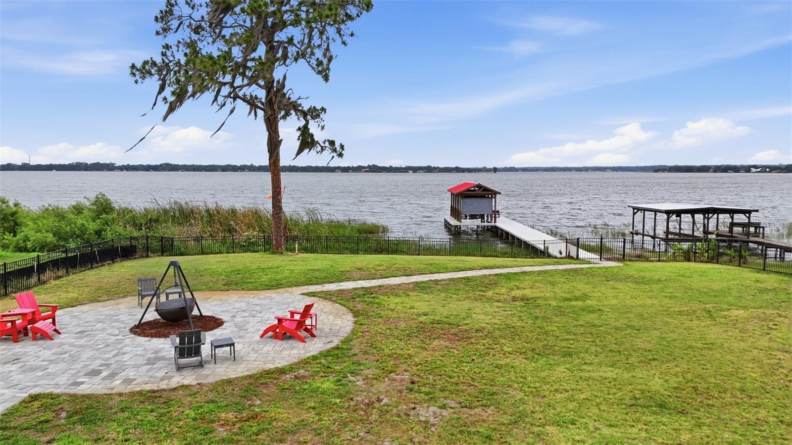 SHIRLEY SHORES - Residential