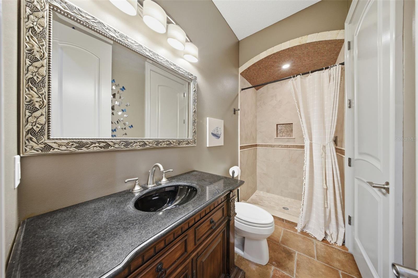SHIRLEY SHORES - Residential