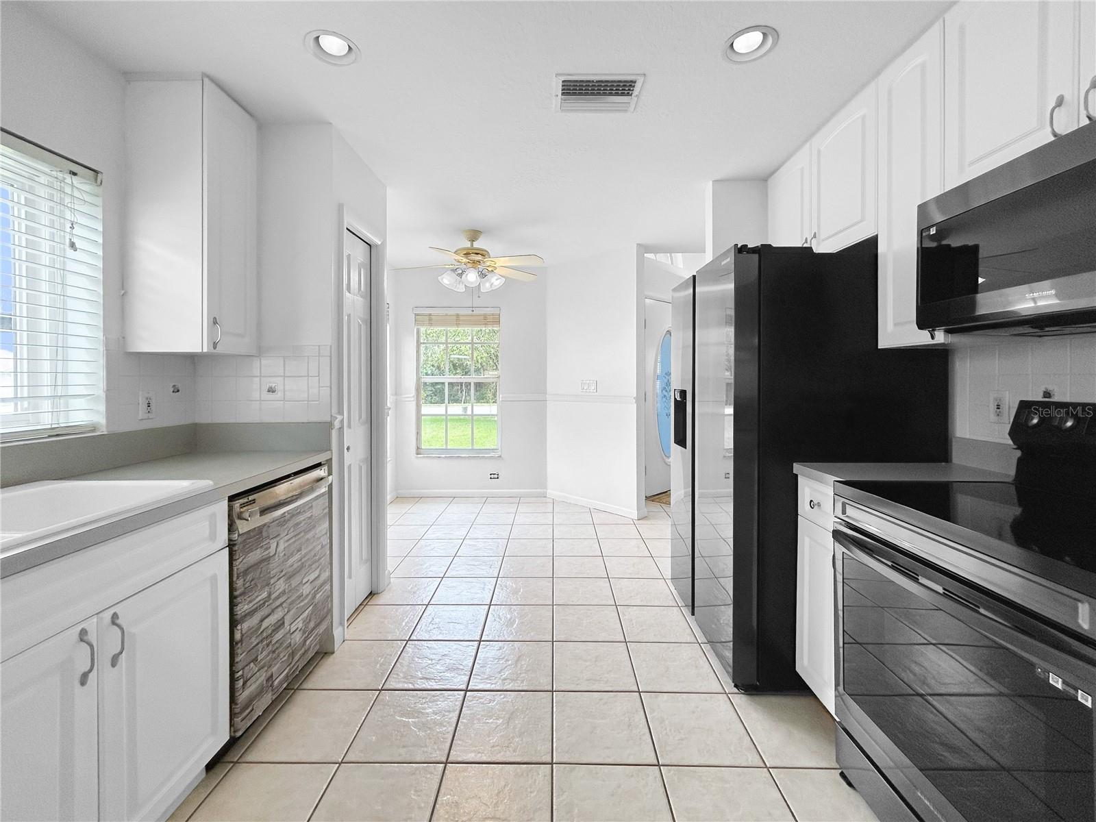 FAIRWAYS QUAIL HOLLOW PH 02 - Residential