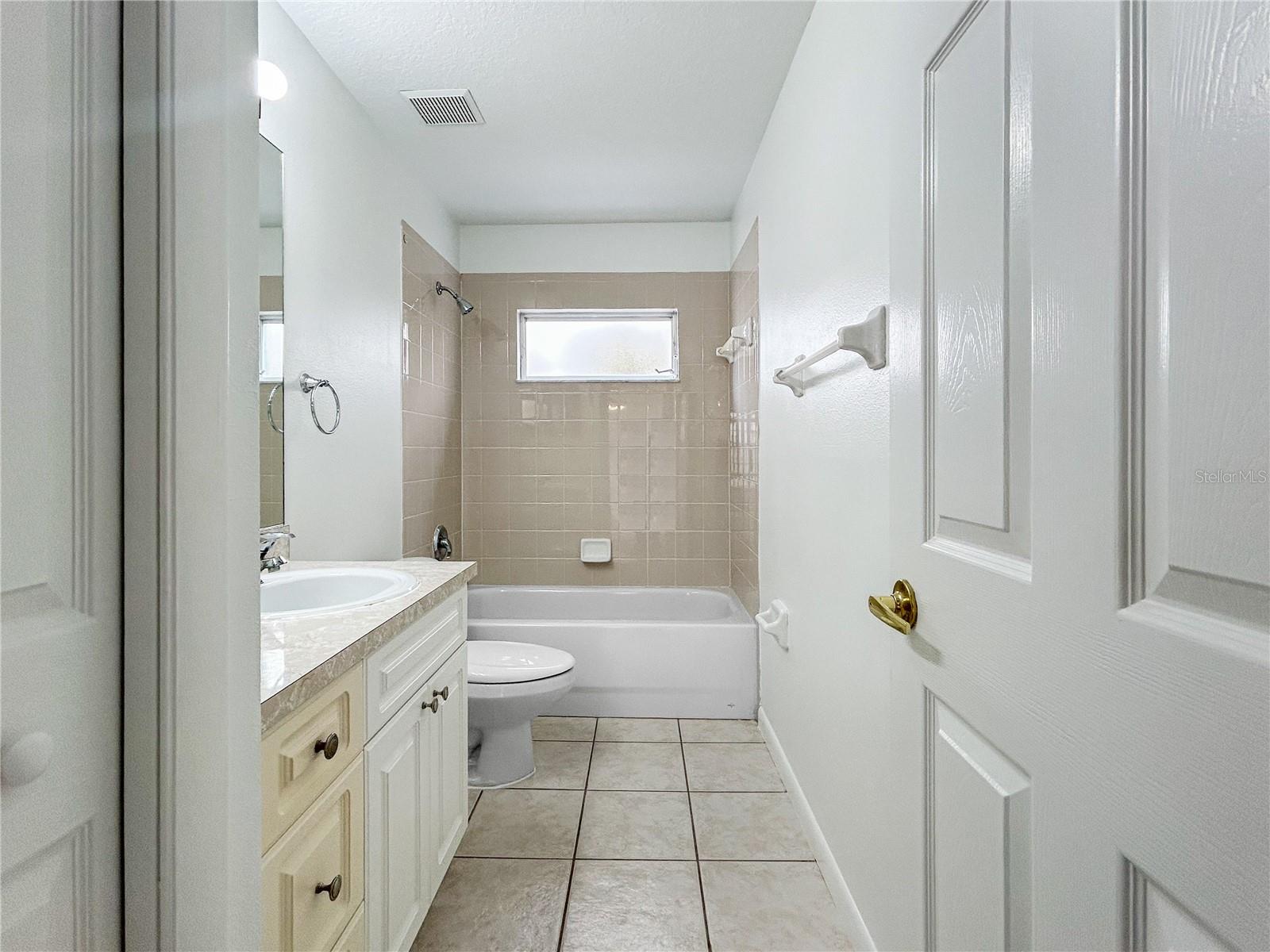 FAIRWAYS QUAIL HOLLOW PH 02 - Residential