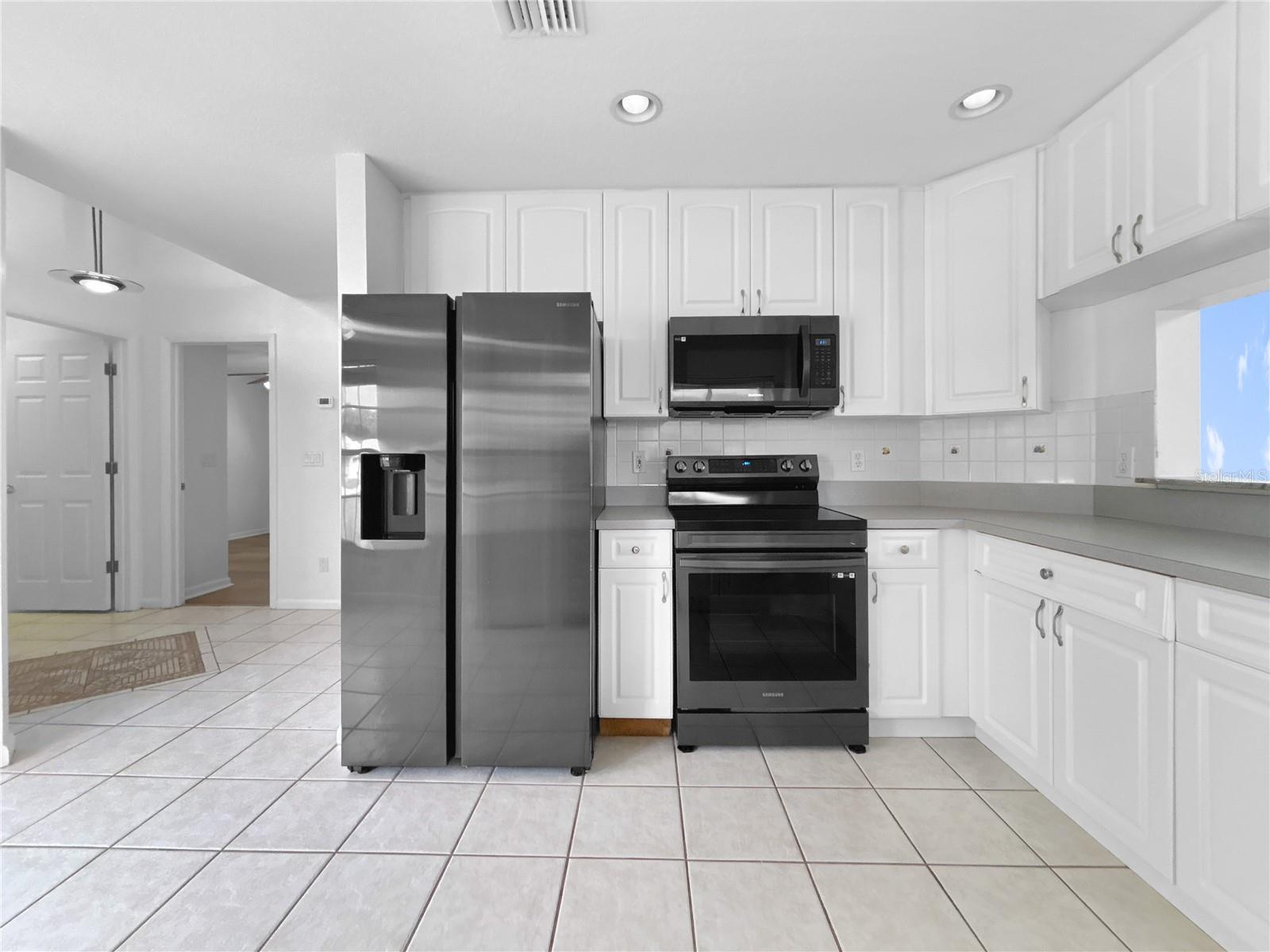 FAIRWAYS QUAIL HOLLOW PH 02 - Residential