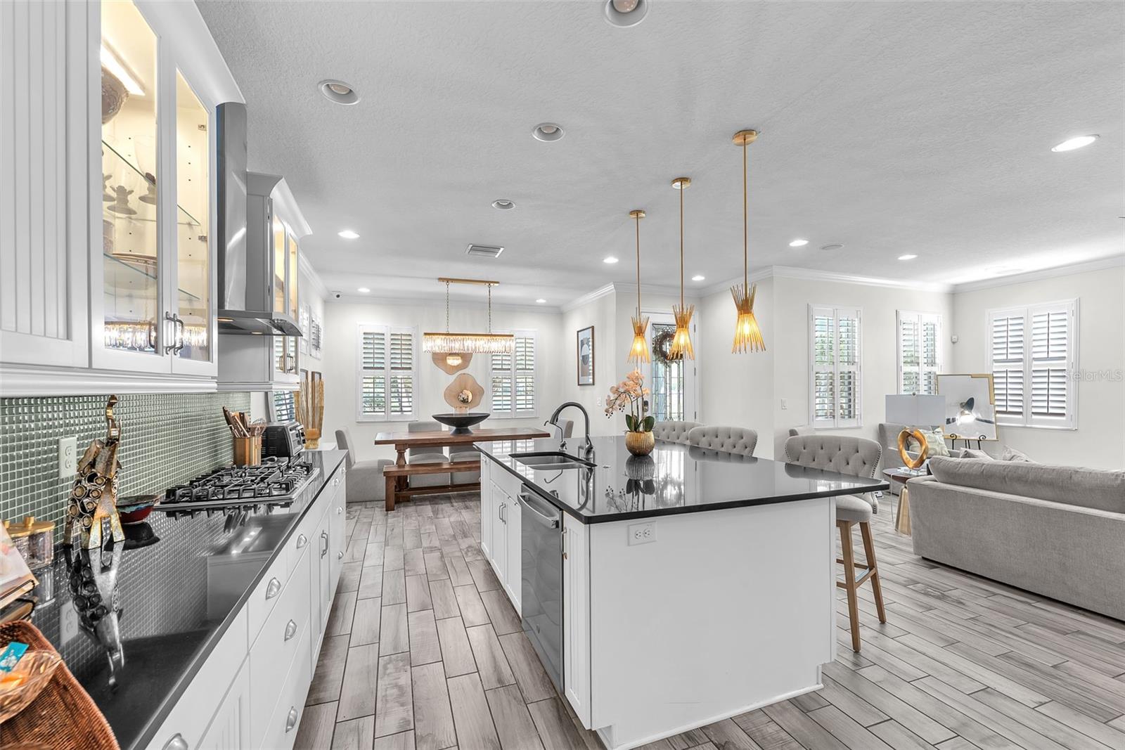 MIRABAY PARCELS 21 & 23 - Residential Lease