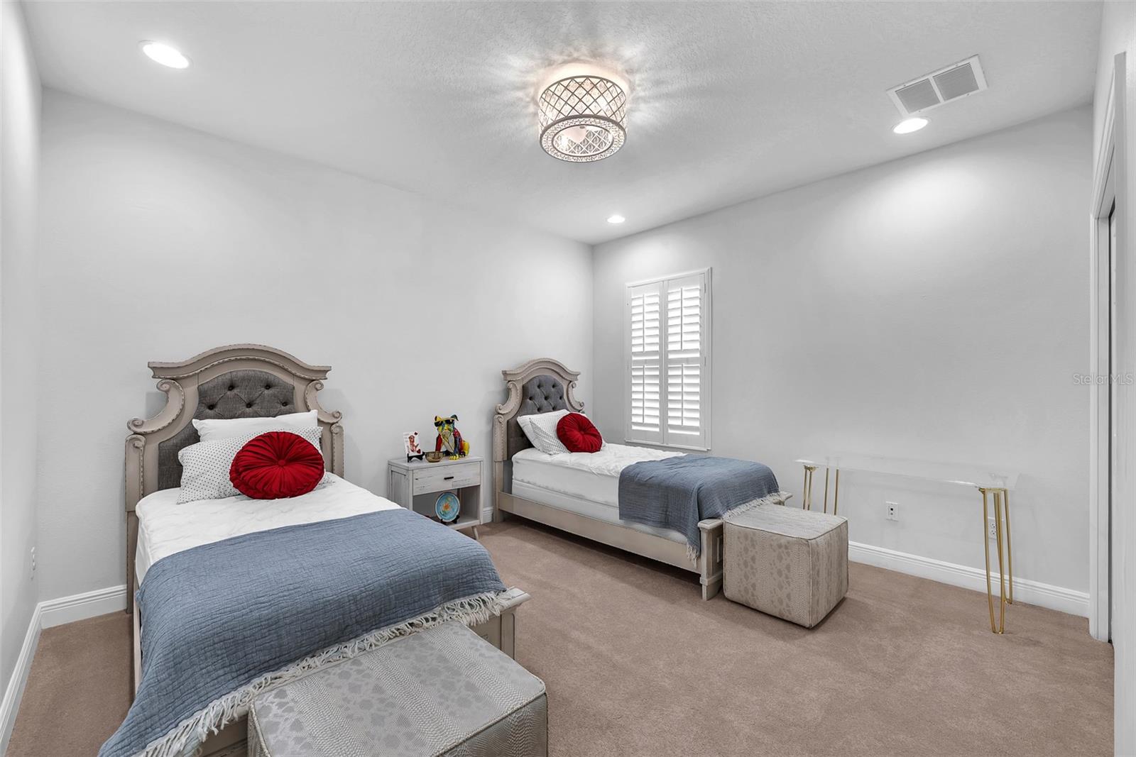 MIRABAY PARCELS 21 & 23 - Residential Lease