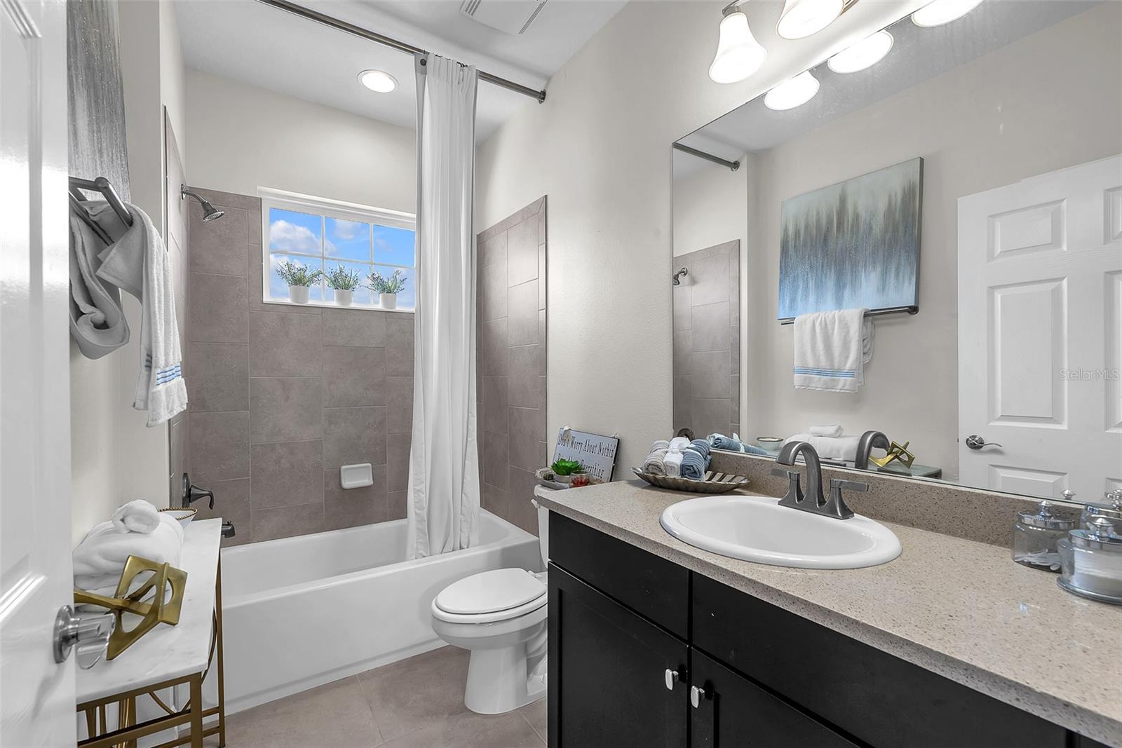 MIRABAY PARCELS 21 & 23 - Residential Lease