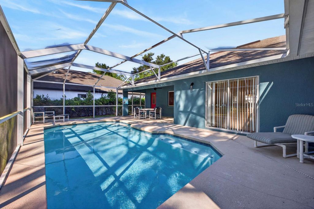 Photo of 1416 Thousand Oaks Boulevard, Davenport, FL 33896 (MLS # O6402040)