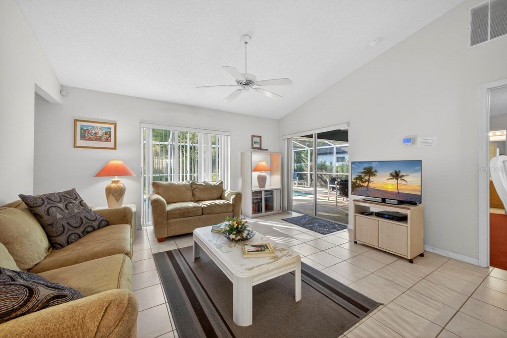 Photo of 1416 Thousand Oaks Boulevard, Davenport, FL 33896 (MLS # O6402040)