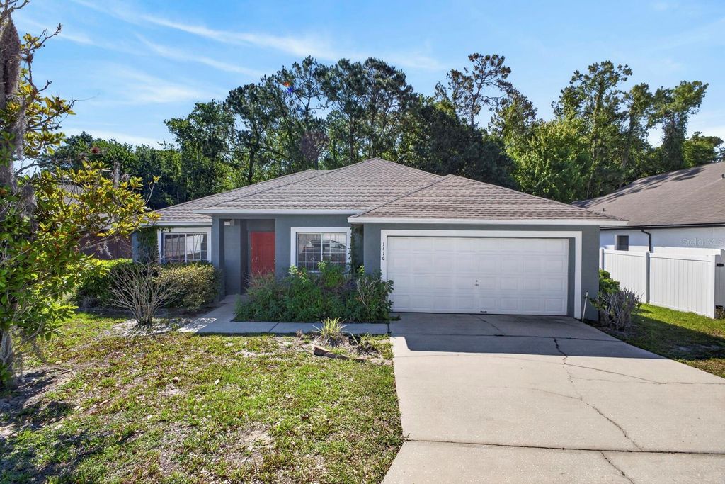 Photo of 1416 Thousand Oaks Boulevard, Davenport, FL 33896 (MLS # O6402040)