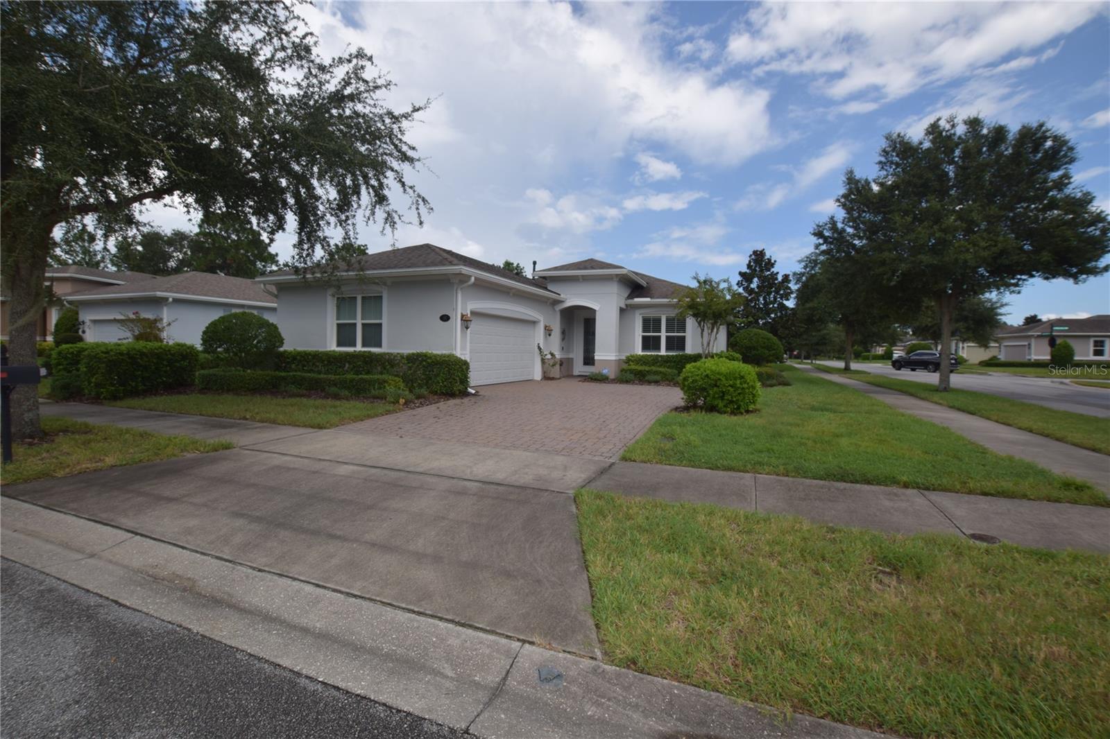 3 Bedroom, 2.5 Bath Single Family 55+ Community Home in DeLand, FL 32724. This home has a Range, Refrigerator, D/W, Disposal, partially furnished. Central A/C