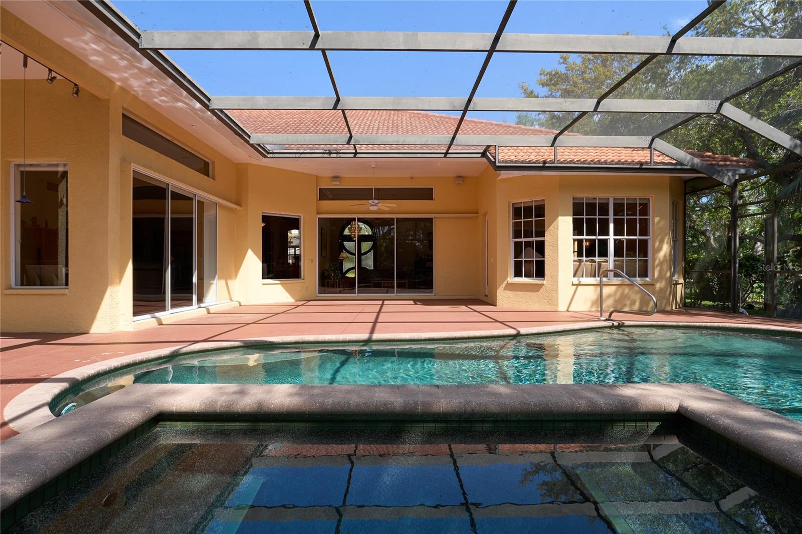 PRESTANCIA M N AND O AMD - Residential