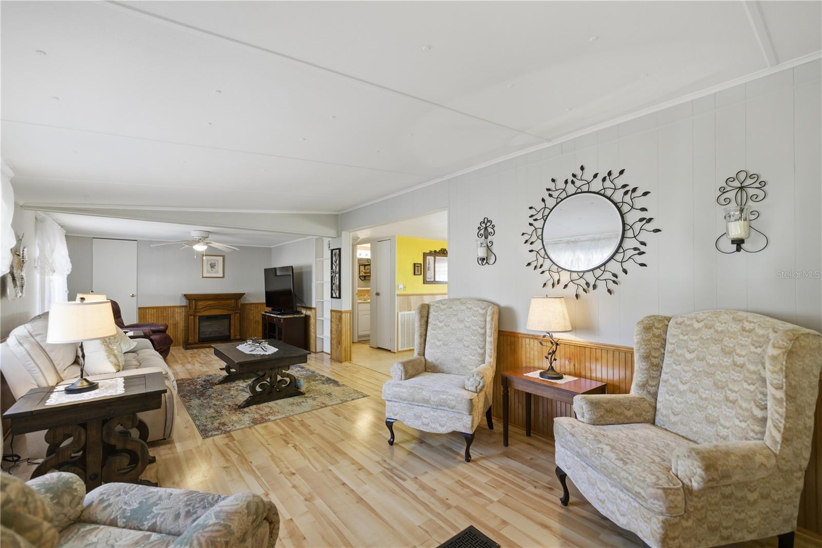 MOBILE HOME MDWS - Residential