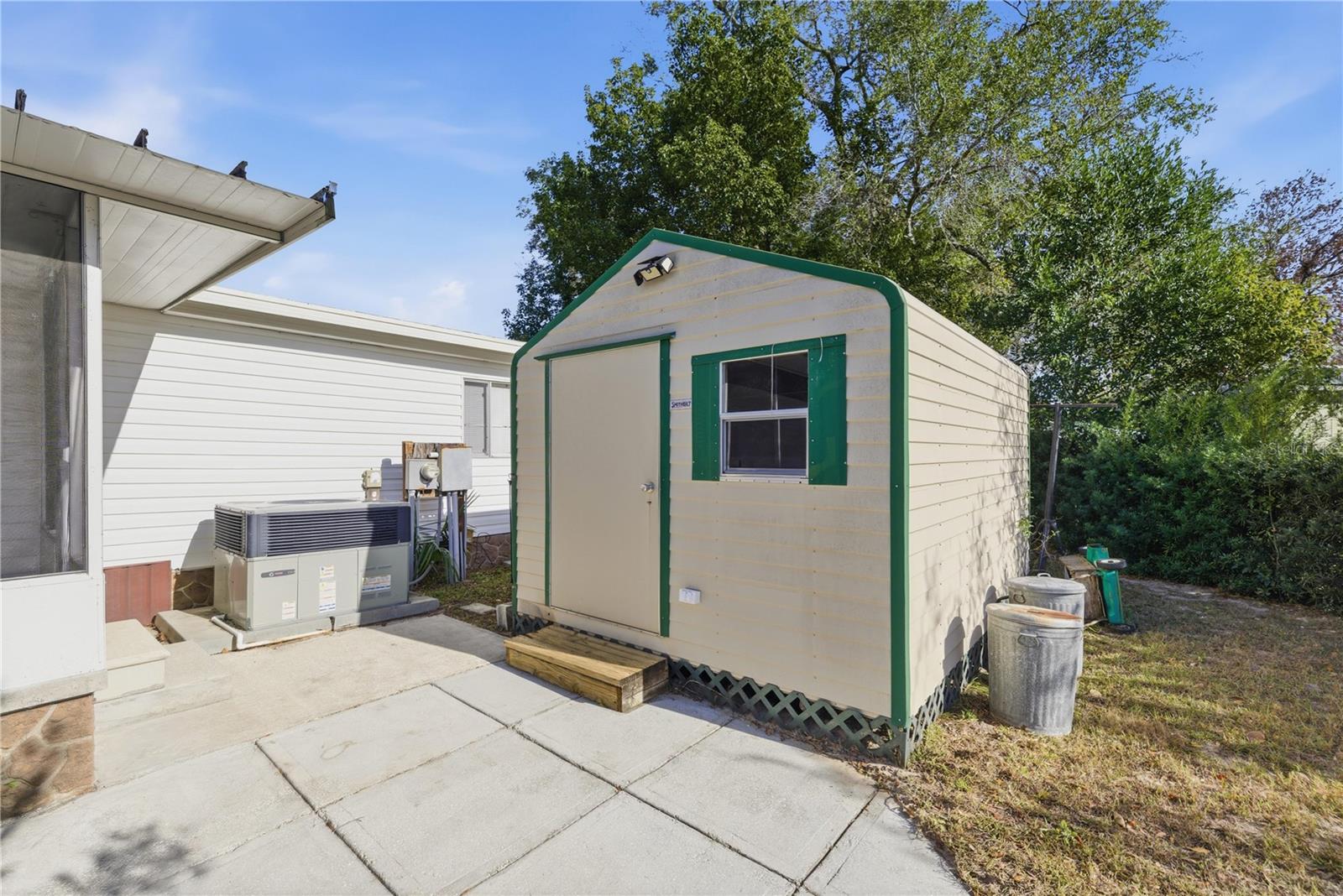 MOBILE HOME MDWS - Residential