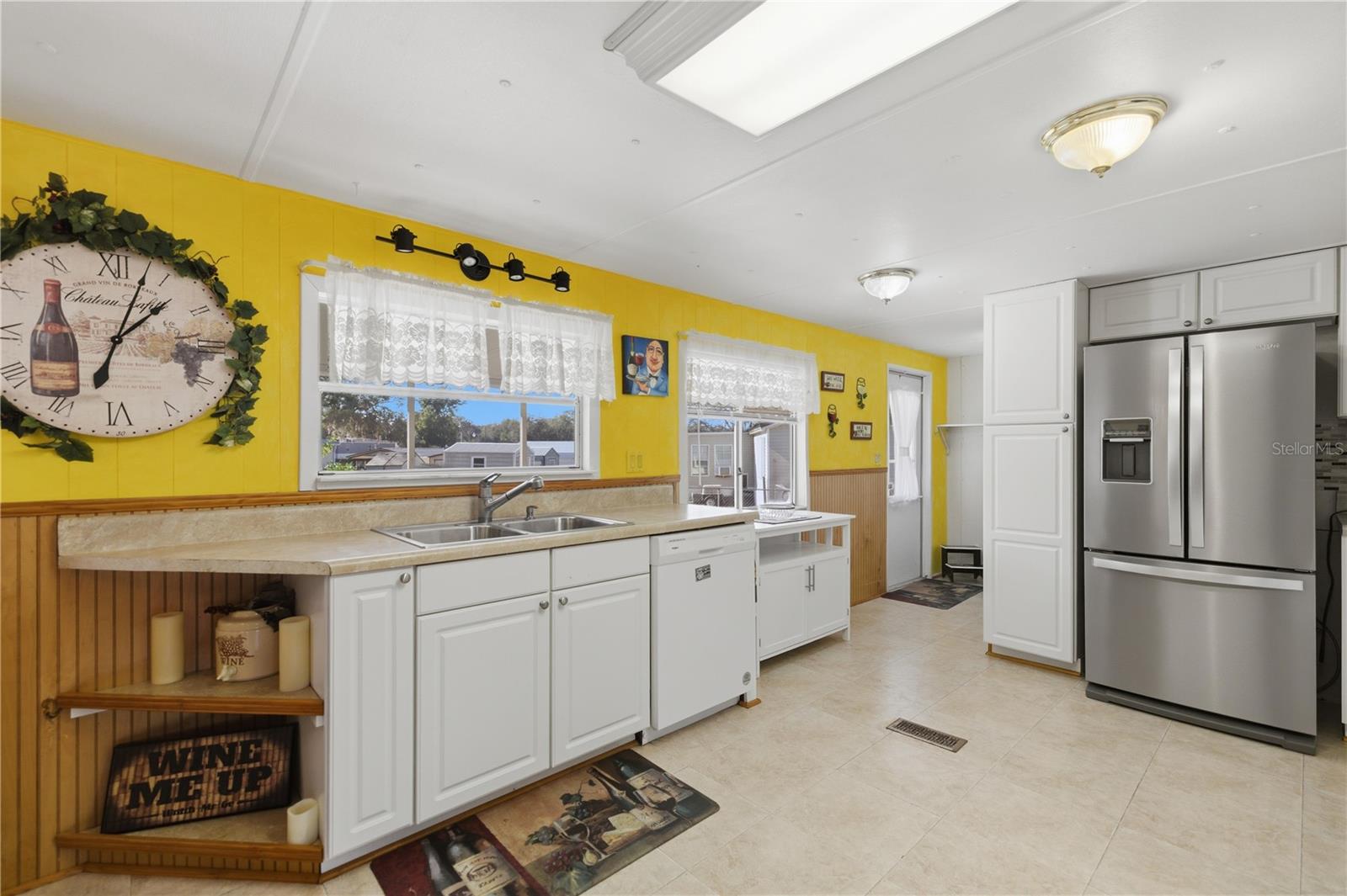 MOBILE HOME MDWS - Residential