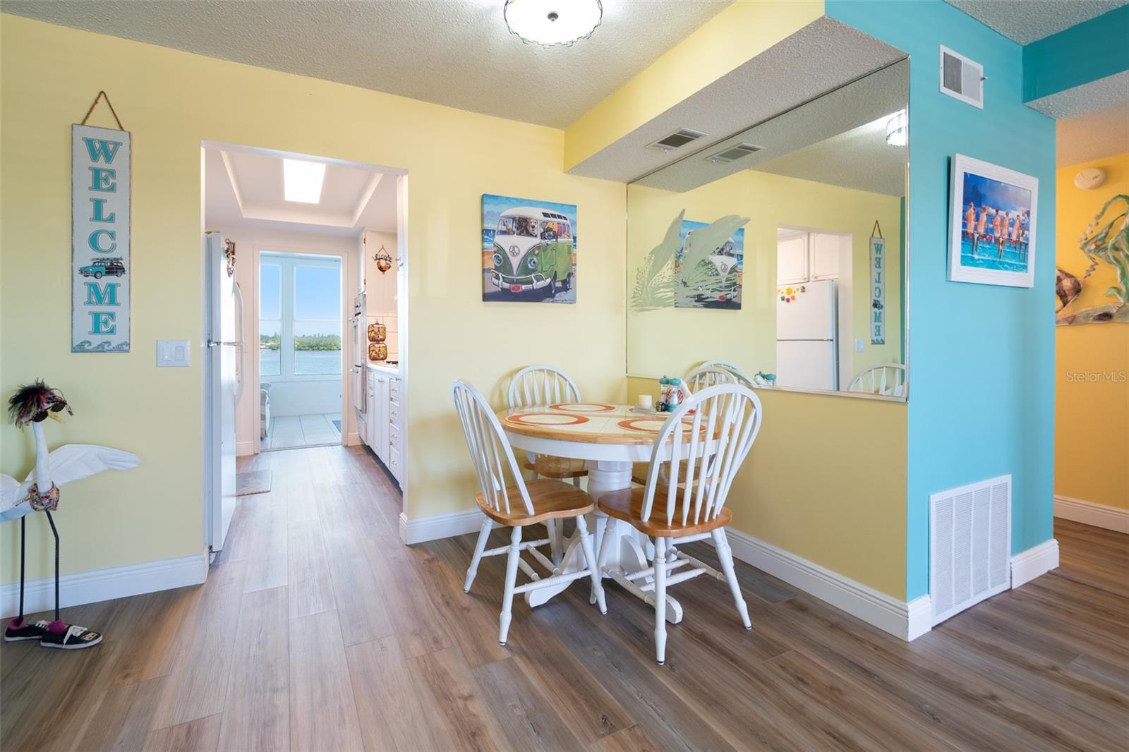 SHORE CREST BLDG - Residential