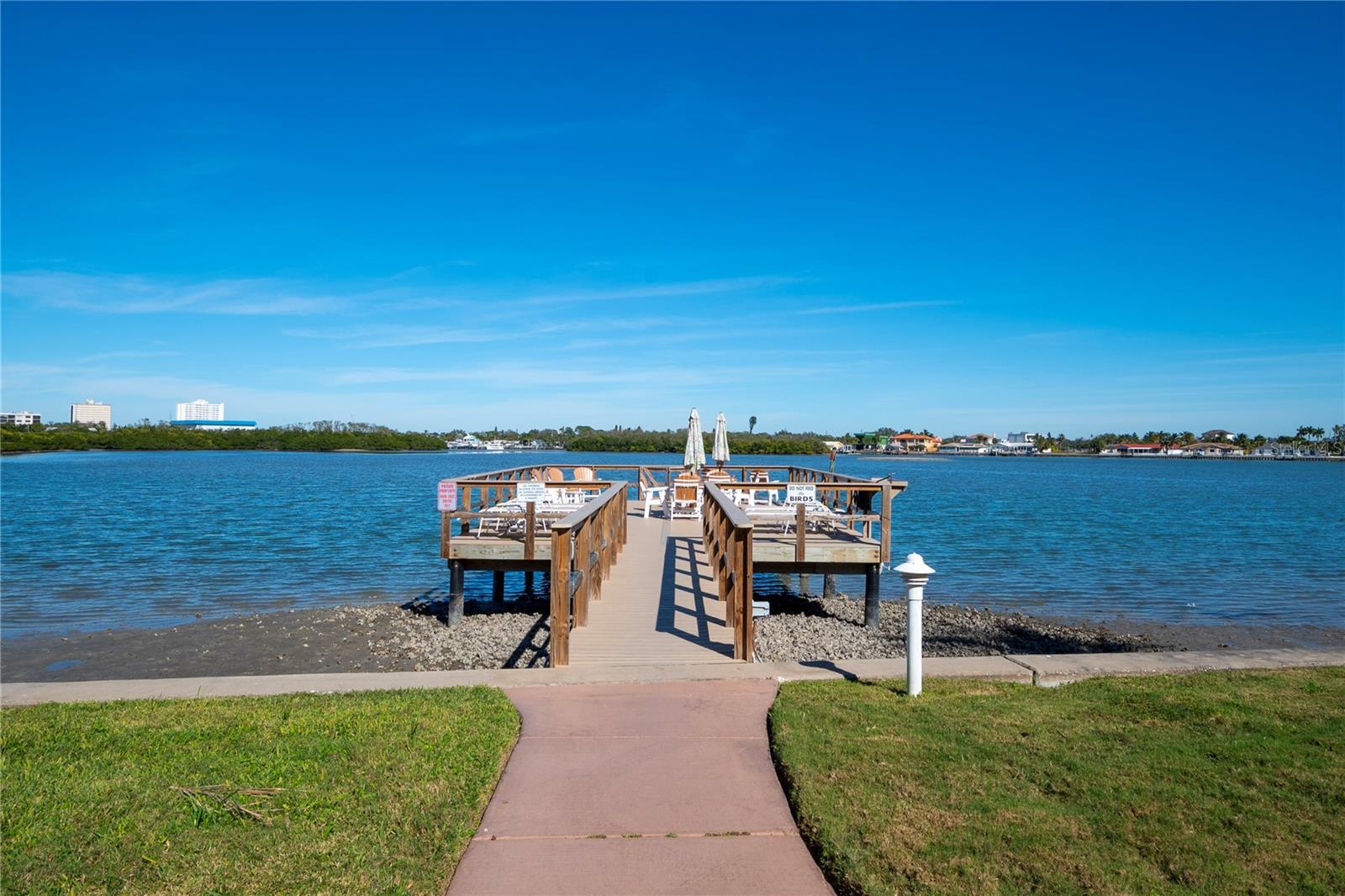 SHORE CREST BLDG - Residential